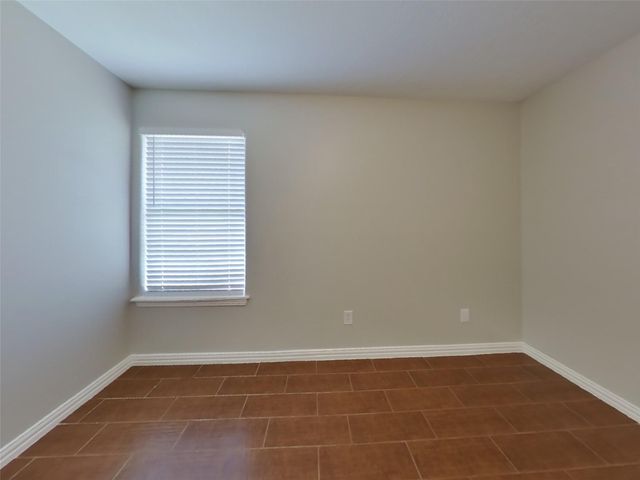 138 Snug Harbor Drive, Conroe, TX 77356