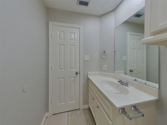 138 Snug Harbor Drive, Conroe, TX 77356