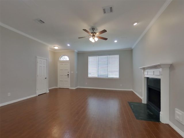 138 Snug Harbor Drive, Conroe, TX 77356