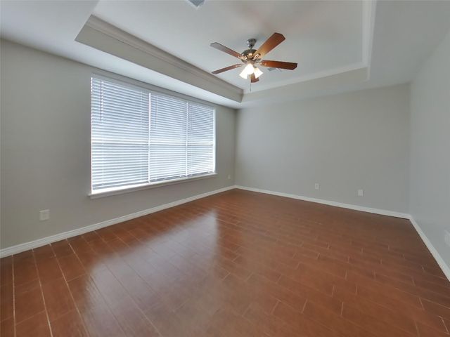 138 Snug Harbor Drive, Conroe, TX 77356