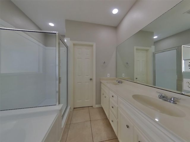 138 Snug Harbor Drive, Conroe, TX 77356