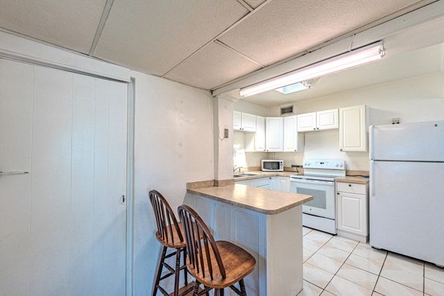 281 NE 46th Street, Deerfield Beach, FL 33064