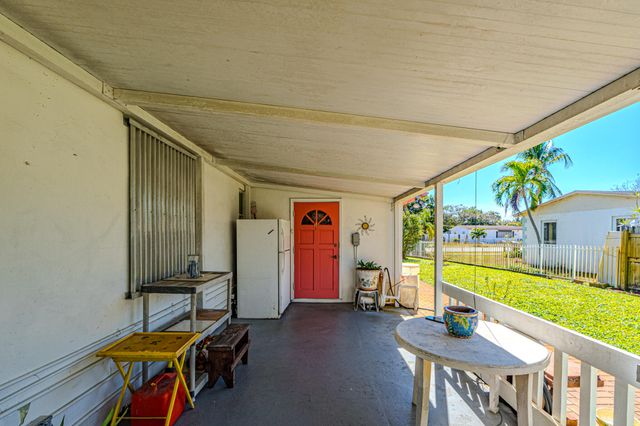 281 NE 46th Street, Deerfield Beach, FL 33064