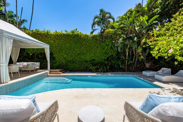 260 Everglade Avenue, Palm Beach, FL 33480