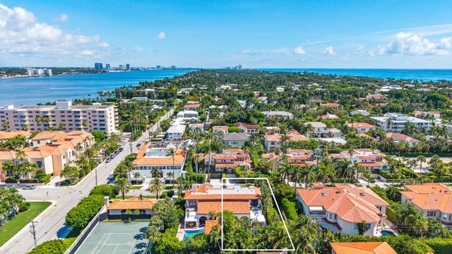 260 Everglade Avenue, Palm Beach, FL 33480