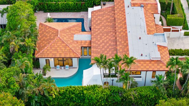 260 Everglade Avenue, Palm Beach, FL 33480