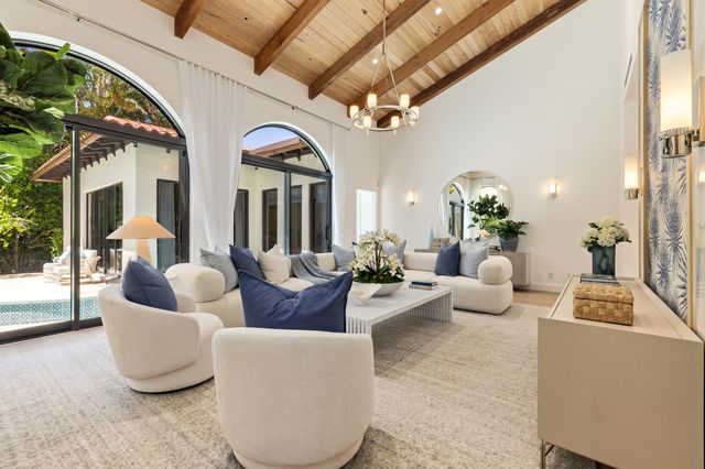 260 Everglade Avenue, Palm Beach, FL 33480