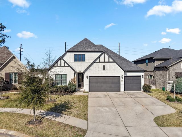 605 Ashbrook Ridge Lane, Pinehurst, TX 77362