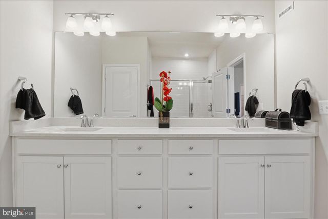 15032 JAXTON SQUARE LN, Haymarket, VA 20169