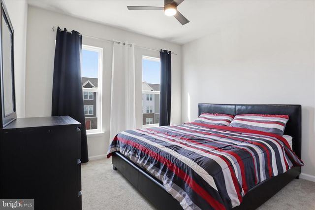 15032 JAXTON SQUARE LN, Haymarket, VA 20169