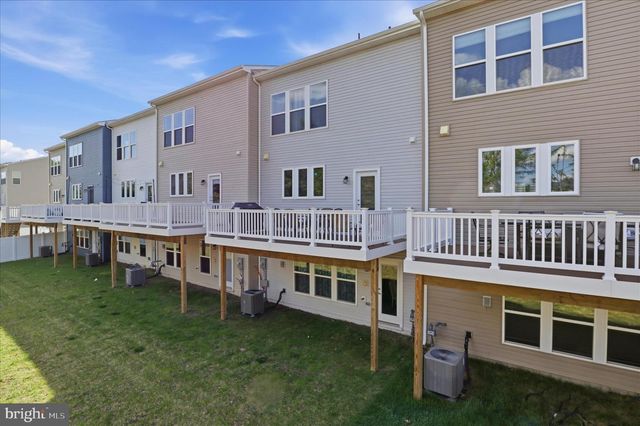 15032 JAXTON SQUARE LN, Haymarket, VA 20169