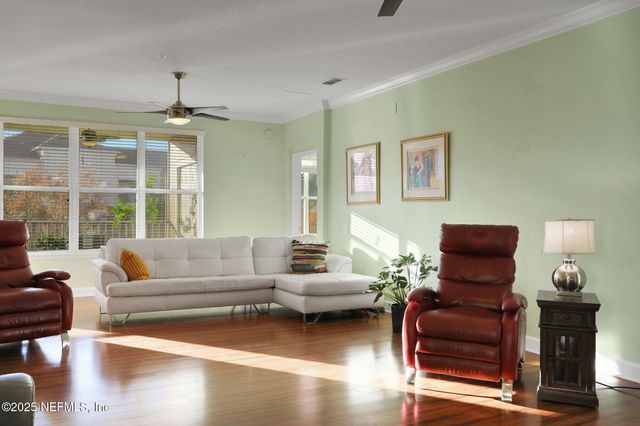 4480 DEERWOOD LAKE Parkway 641, Jacksonville, FL 32216