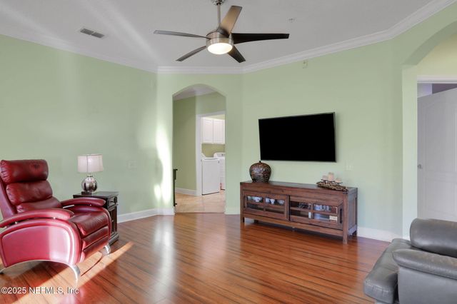 4480 DEERWOOD LAKE Parkway 641, Jacksonville, FL 32216