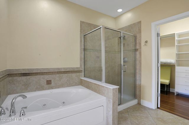 4480 DEERWOOD LAKE Parkway 641, Jacksonville, FL 32216