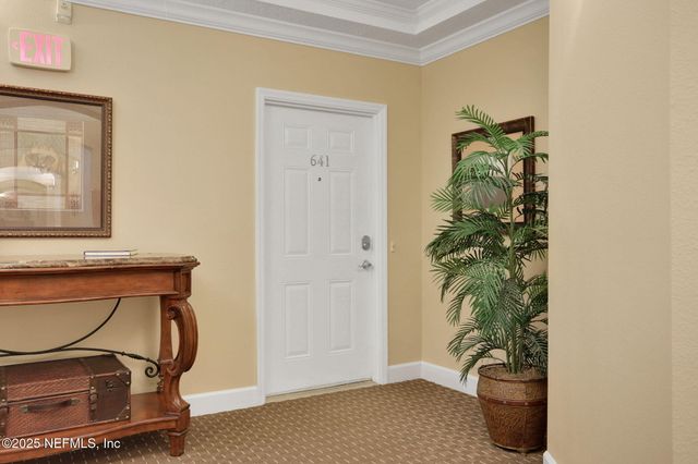 4480 DEERWOOD LAKE Parkway 641, Jacksonville, FL 32216