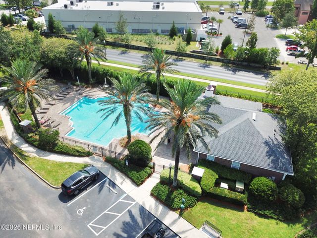 4480 DEERWOOD LAKE Parkway 641, Jacksonville, FL 32216