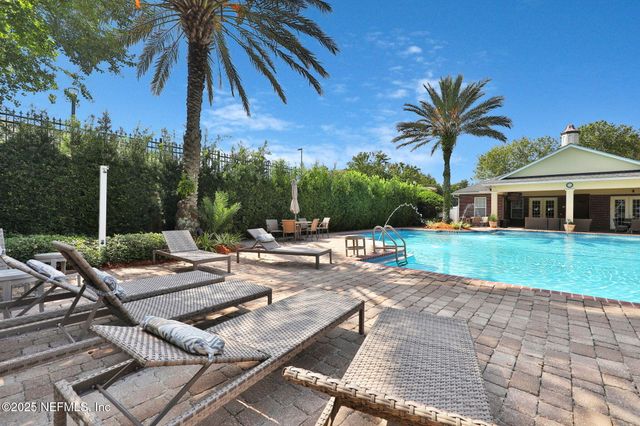 4480 DEERWOOD LAKE Parkway 641, Jacksonville, FL 32216