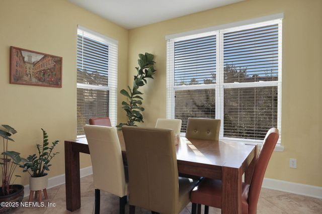 4480 DEERWOOD LAKE Parkway 641, Jacksonville, FL 32216