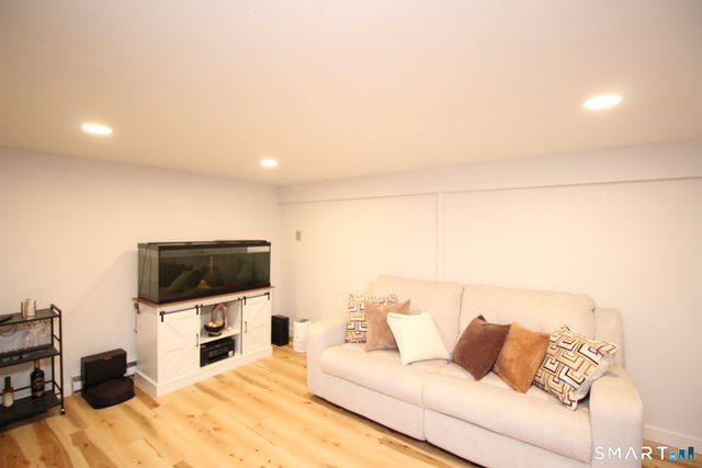 30 Maple Tree Avenue I, Stamford, CT 06906