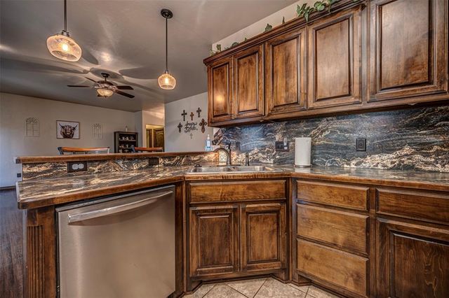 690 SW 12th Street, Moore, OK 73160