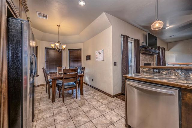 690 SW 12th Street, Moore, OK 73160