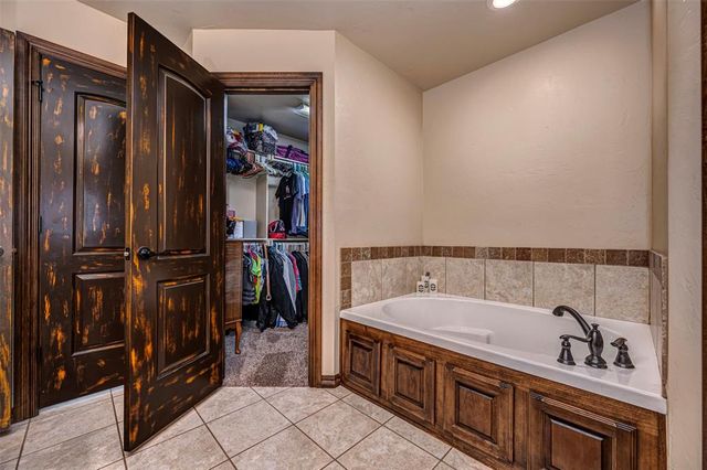 690 SW 12th Street, Moore, OK 73160