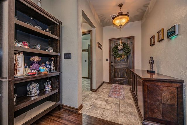 690 SW 12th Street, Moore, OK 73160