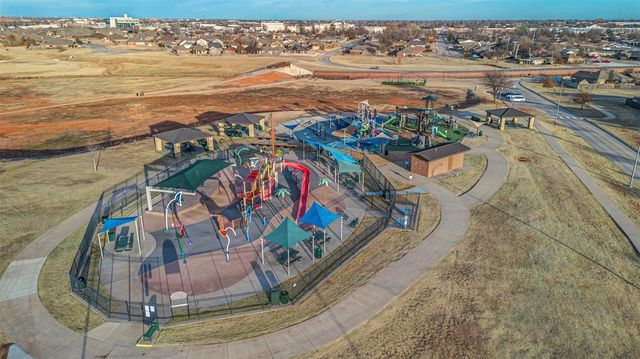 690 SW 12th Street, Moore, OK 73160