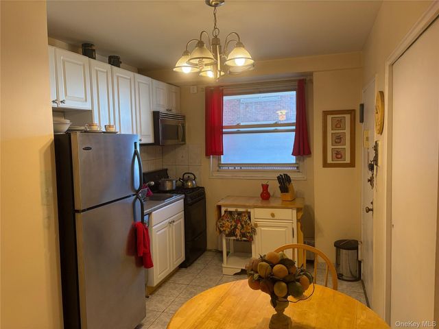 97-07 63rd Road 9F, Rego Park, NY 11374