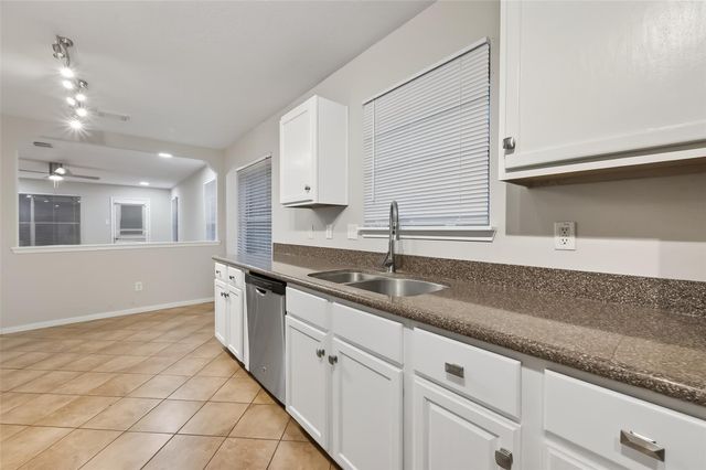 21907 Willow Downs Drive, Tomball, TX 77375