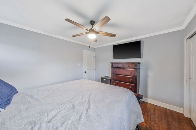 1402 Wave Avenue, Medford, NY 11763