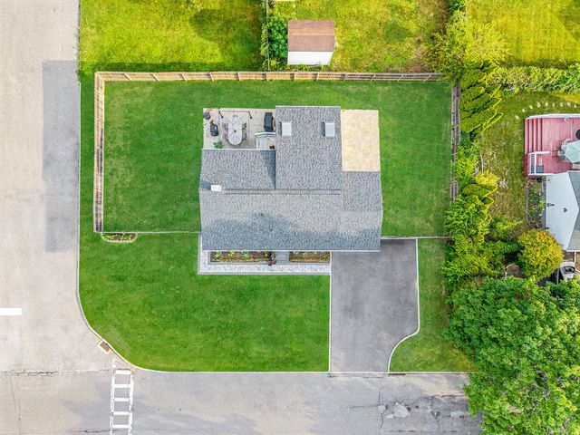 1402 Wave Avenue, Medford, NY 11763