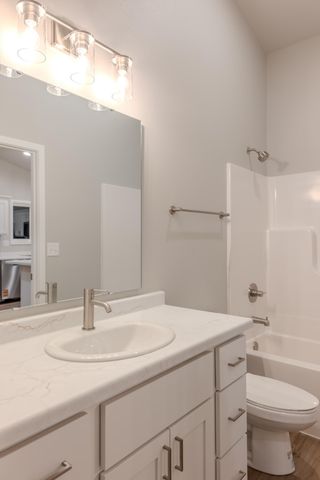 6265 86th Avenue S, Horace, ND 58047