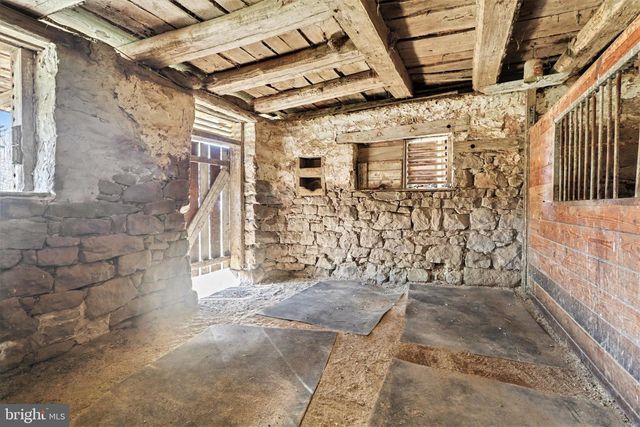 252 BERMUDIAN CHURCH RD, East Berlin, PA 17316