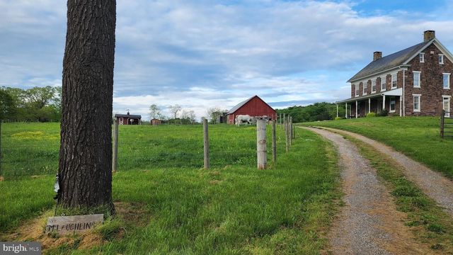 252 BERMUDIAN CHURCH RD, East Berlin, PA 17316