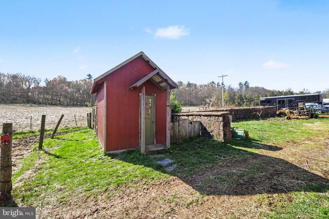 252 BERMUDIAN CHURCH RD, East Berlin, PA 17316