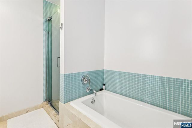 1215 Hudson Park 1215, Edgewater, NJ 07020