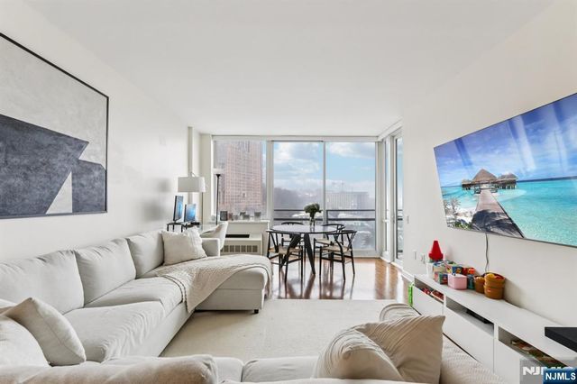 1215 Hudson Park 1215, Edgewater, NJ 07020