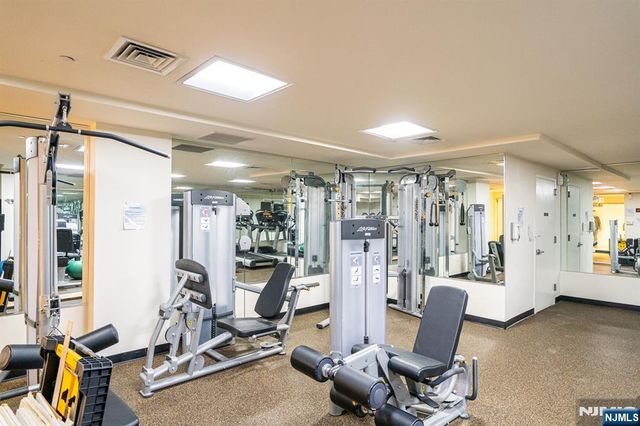 1215 Hudson Park 1215, Edgewater, NJ 07020