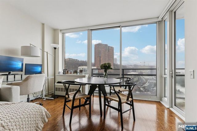 1215 Hudson Park 1215, Edgewater, NJ 07020