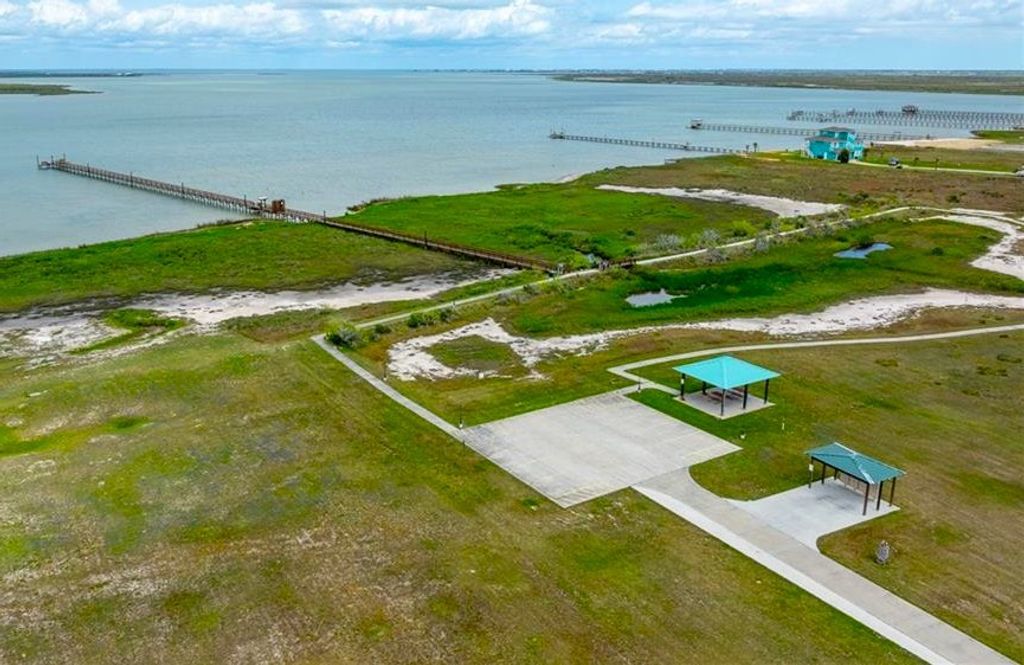 125 Duckhaven Dr, Rockport, TX 78382 — photo 5