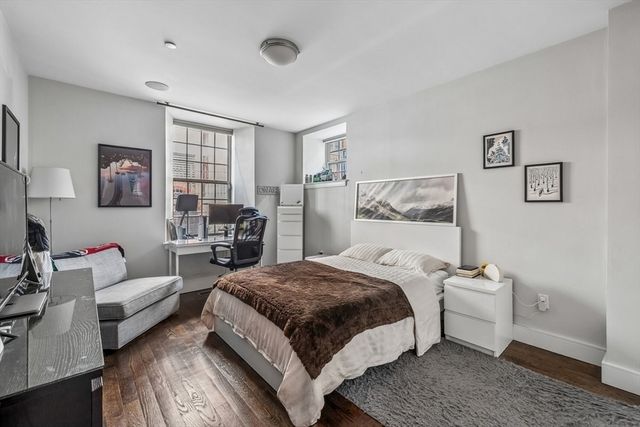 225 Dorchester Street 27, Boston, MA 02127