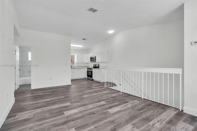 10101 W Okeechobee Rd 16202, Hialeah Gardens, FL 33016