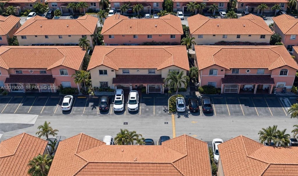 10101 W Okeechobee Rd 16202, Hialeah Gardens, FL 33016