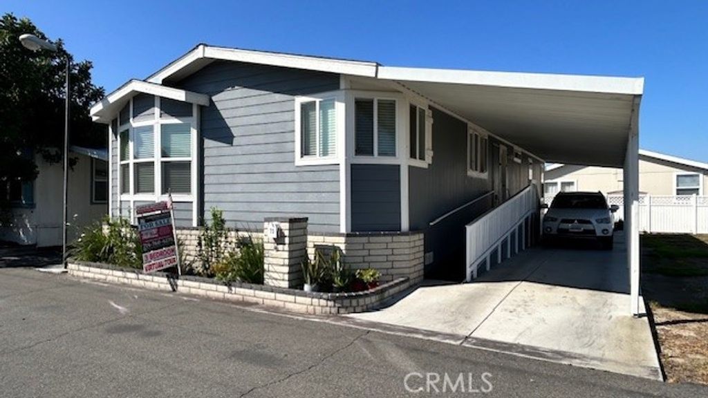 Image 1 of property listing at 11301 Euclid 73A, Garden Grove, CA 92840