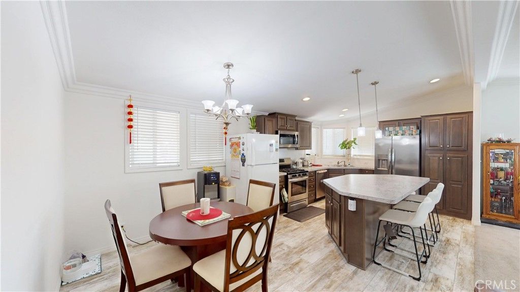 Image 10 of property listing at 11301 Euclid 73A, Garden Grove, CA 92840