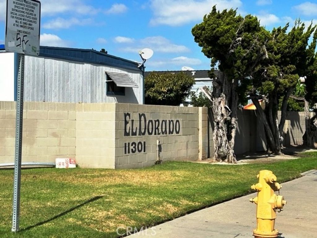 Image 35 of property listing at 11301 Euclid 73A, Garden Grove, CA 92840
