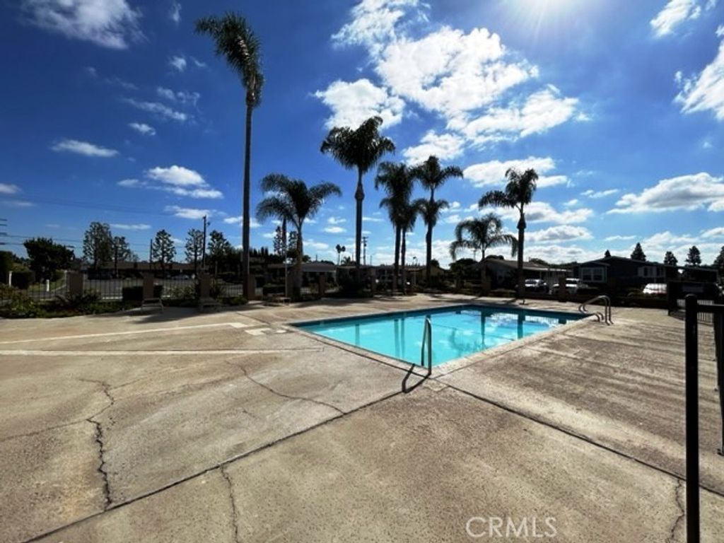 Image 47 of property listing at 11301 Euclid 73A, Garden Grove, CA 92840