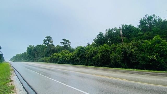 27904 Nichols Sawmill Road, Magnolia, TX 77355