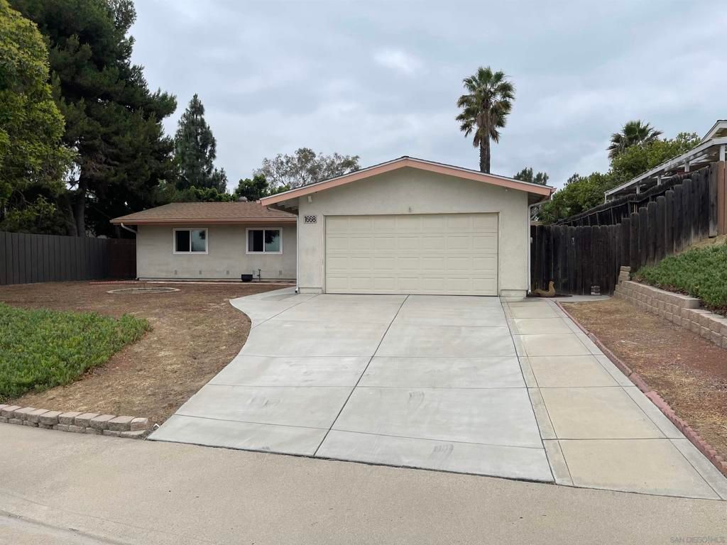 Image 1 of property listing at 1668 Ocala Ave, Chula Vista, CA 91911